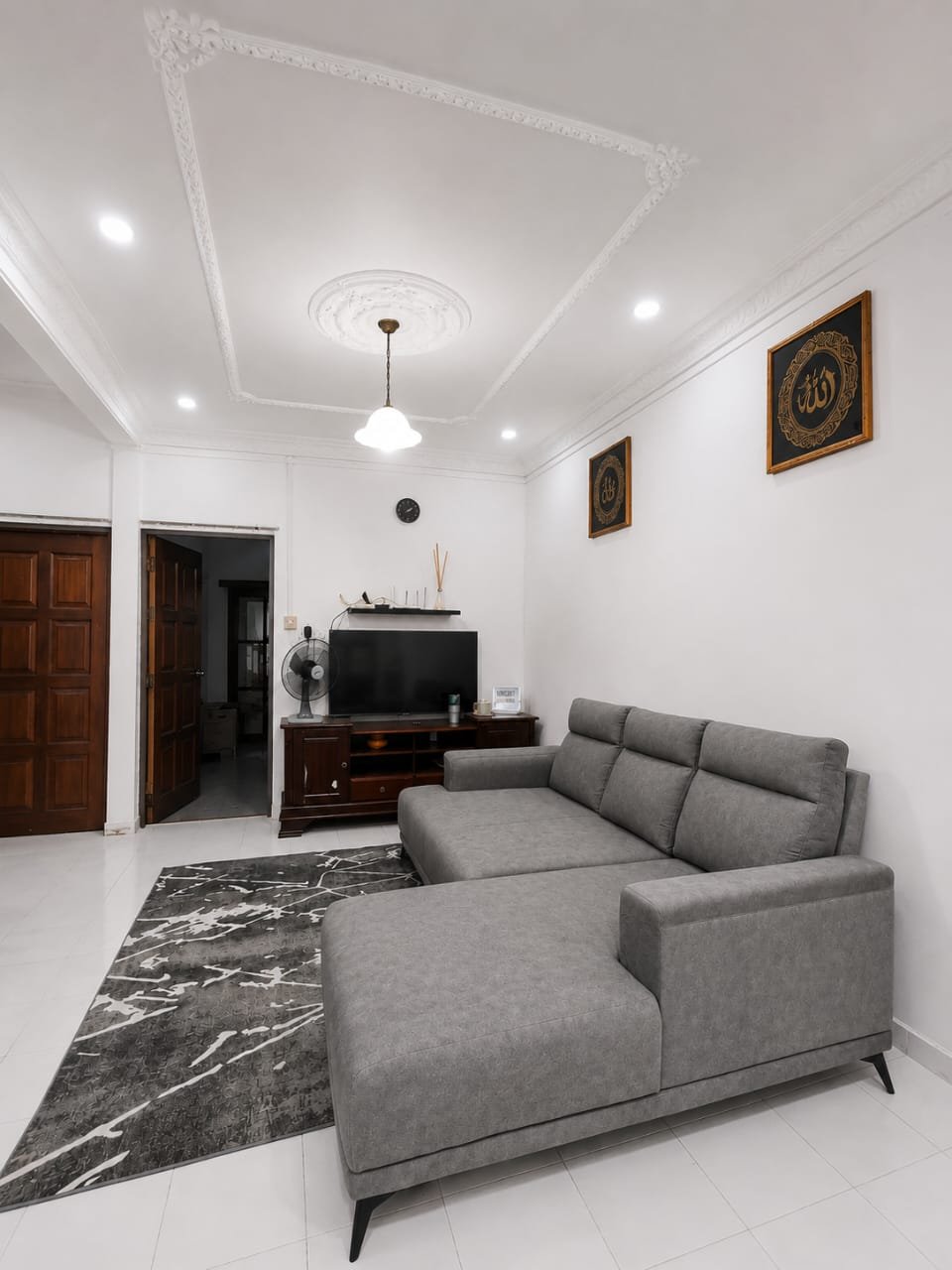 Ruang tamu Rumah Inap Batu Burok